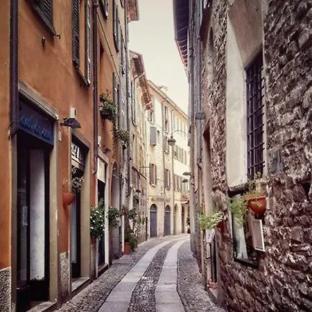 Antica Corte, Bilocale Nel Centro Storico Di *